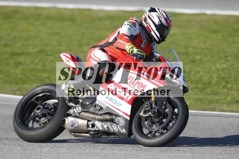 /Archiv-2025/02 28.-31.01.2025 Moto Center Thun Jerez/gruen-green/3